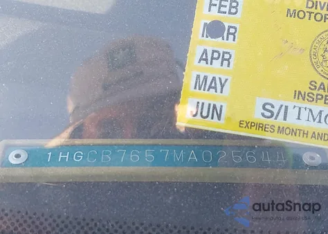 1991 Honda Accord Lx/Ex from USA, damaged, VIN 1HGCB7657MA025644